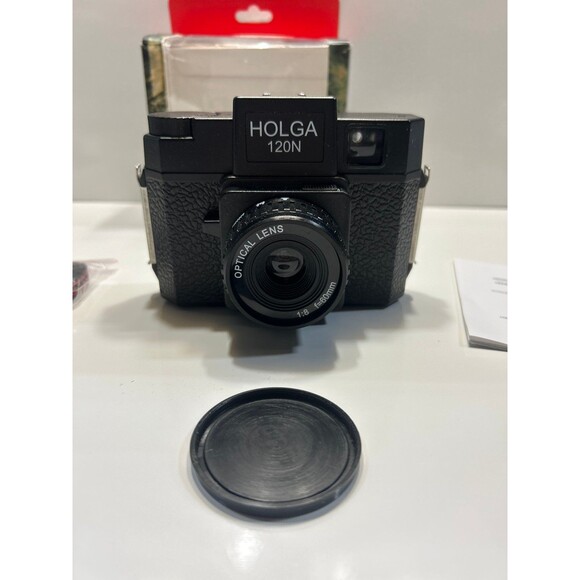 Holga 120N Medium Format Film Camera (Black) - Picture 1 of 5